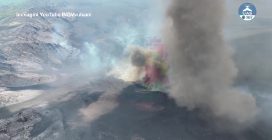 Etna, aperta una nuova bocca eruttiva in Valle del Bove: le immagini riprese da un drone INGV
