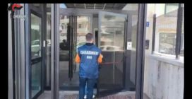 Ragusa, due arresti per maltrattamenti in centro per disabili: il video delle violenze documentate dai NAS
