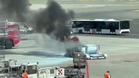 A fuoco carrellino dei bagagli a Malpensa: volo slitta di 2 ore