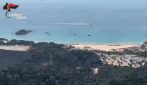 Turista 17enne travolta in acqua da barcone di migranti a Cagliari: arrestato 28enne