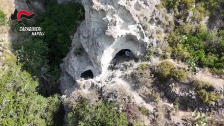 Lavori abusivi per un resort di lusso in un'area a rischio frane a Ischia