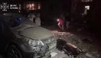 Guerra in Ucraina, attacco missilistico su Kiev. Colpita anche una scuola: ci sono morti e feriti