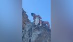 A Ischia una ragazza ha ricostruito la testa della Madonnina della Pelara decapitata