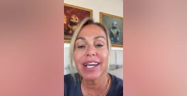 Sonia Bruganelli contro i commenti social: "Sono vecchia, ho le rughe, le macchie. Che volete?"
