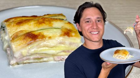 Parmigiana bianca di zucchine: cremosa e filante