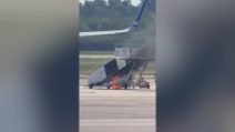 Il video dell'incendio all'aeroporto di Milano Malpensa, a fuoco una scaletta elettrica