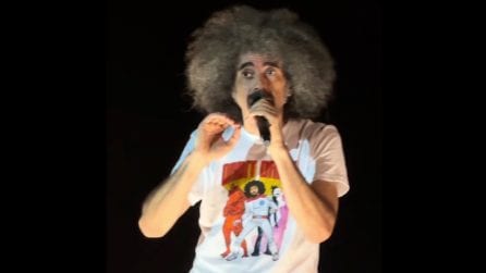 Caparezza saluta il pubblico a Caserta: "Non so che fine farò ma in ogni caso starò bene"