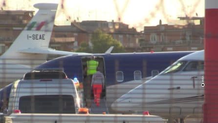 Alessandro Di Battista rientrato in Italia, il video dell'arrivo a Ciampino