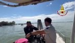 Terzo giorno di ricerche per la donna dispersa in laguna a Venezia