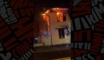 Incendio nel Milanese, 25enne dà fuoco al suo appartamento: l'intera palazzina è inagibile