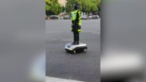 I robot vigili cinesi della città di Hangzhou