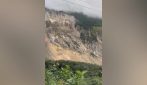 Nepal, ondata di centinaia di alluvioni e frane causa 27 vittime in 4 giorni, il video