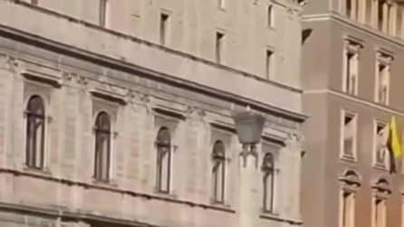 Carabinieri investono un collega durante un arresto a San Pietro: il video è virale