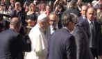 Papa Leone XIV arriva al Gemelli: sarà operato nel pomeriggio