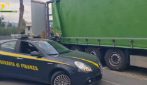 Benzina di contrabbando sequestrata nel Nolano, 30mila litri scoperti dai Finanzieri