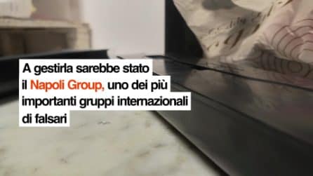 La stamperia di soldi falsi nel pieno centro di Napoli: niente macchinari e presse, tutto digitale