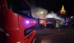 Firenze incendio in un deposito At 12 autobus distrutti 7 dannegiati