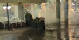 Stipendi bassi, inflazione e sanità: proteste in tutta Italia e scontri con la polizia, guerriglia a Milano