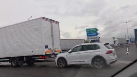 Protesta autotrasportatori, sull'A1 chiuso il nodo con A30 Caserta-Salerno