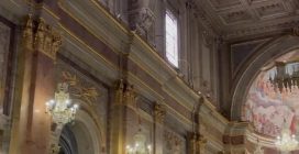 Basilica dei Santi Giovanni e Paolo a Roma, con 35 lampadari di cristallo sembra una sala da ballo