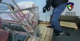 Sequestrata una macelleria ad Afragola, la carne conservata in frigo sporchi